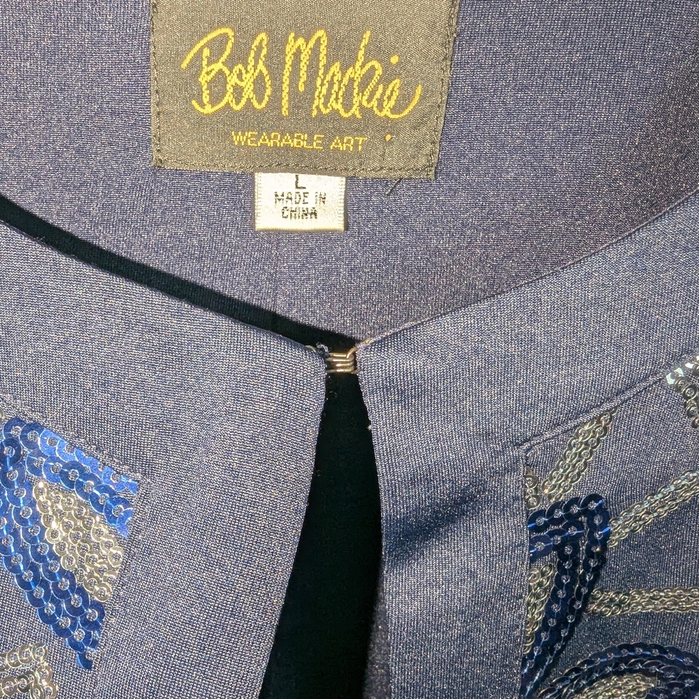 Bob Mackie Wearable Art Sequin Top Size Large - Picture 4 of 8